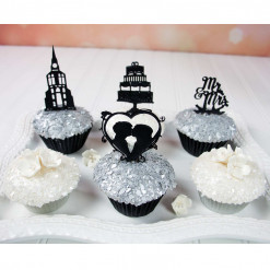 Image of cupcakes decorated with cake lace.