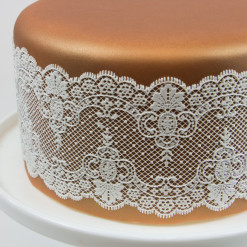 image of cake using lace
