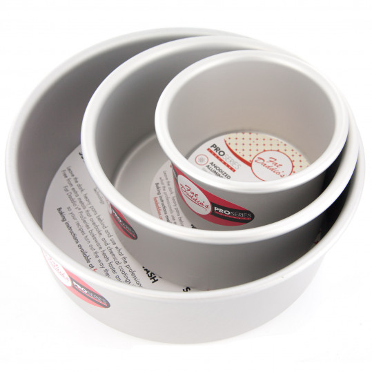 Fat Daddio's Anodized Cake Pan Set of 3, Round 3 Inches (4", 6", 8")